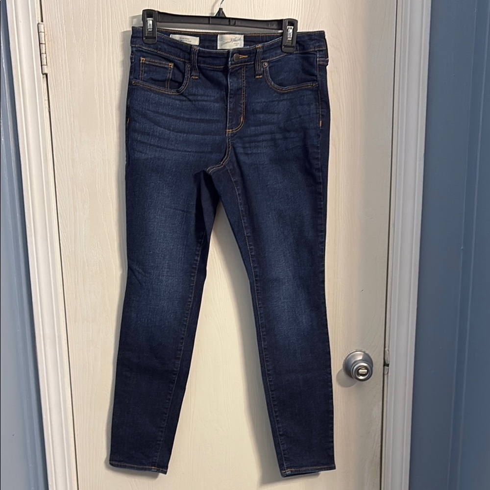 Universal Thread Women's Deep Indigo Skinny Jeans